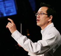 Tank Yuk conducting