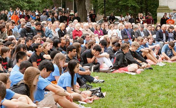 OE 9/11 crowd