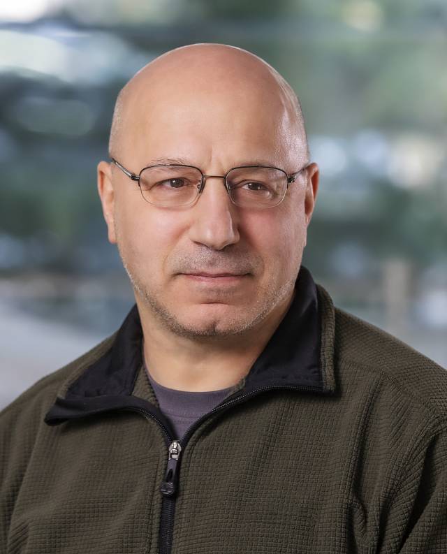 Howard Stone